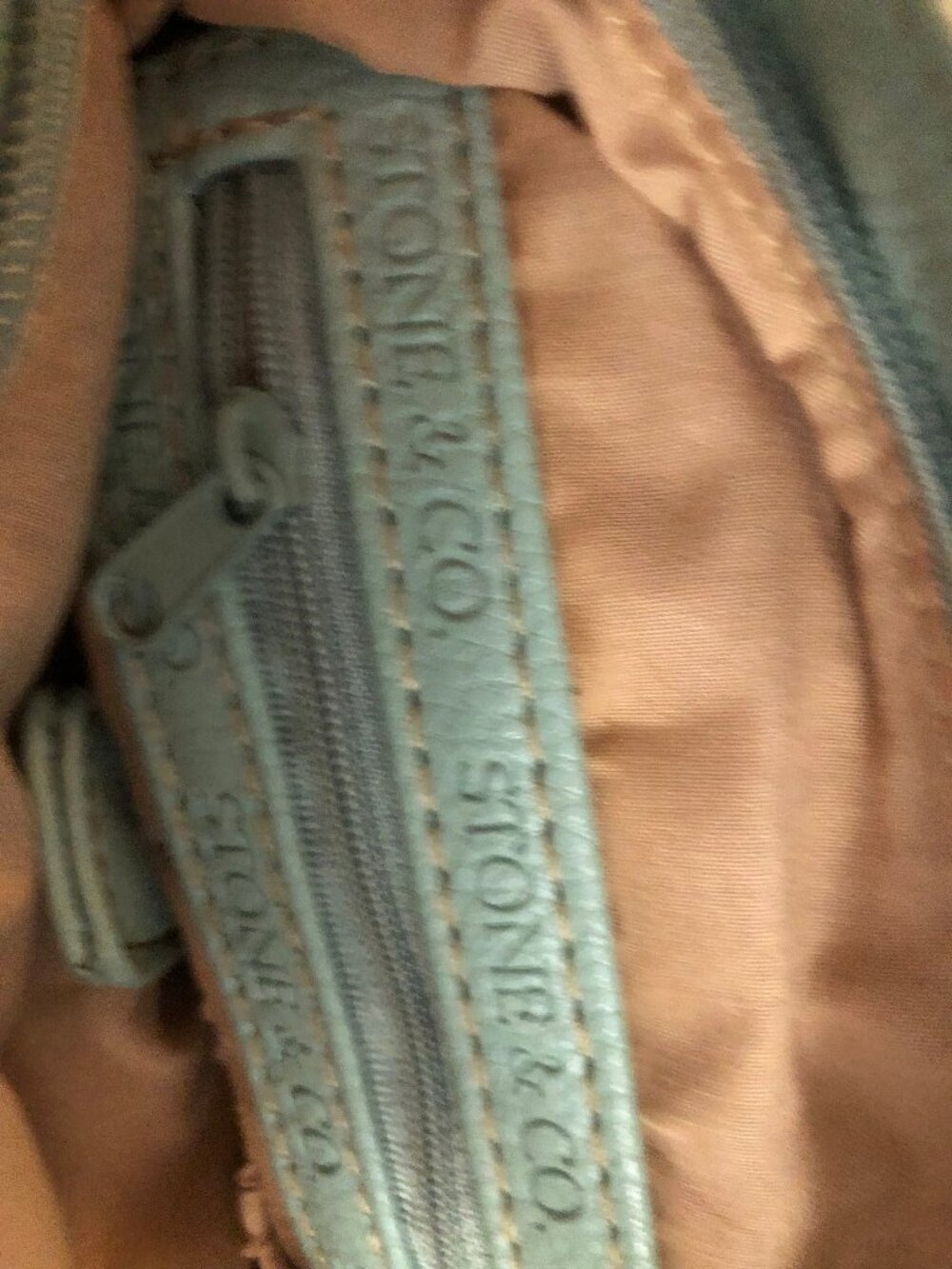 Stone & Co green pebble grain leather shoulder bag. - Picture 7 of 12